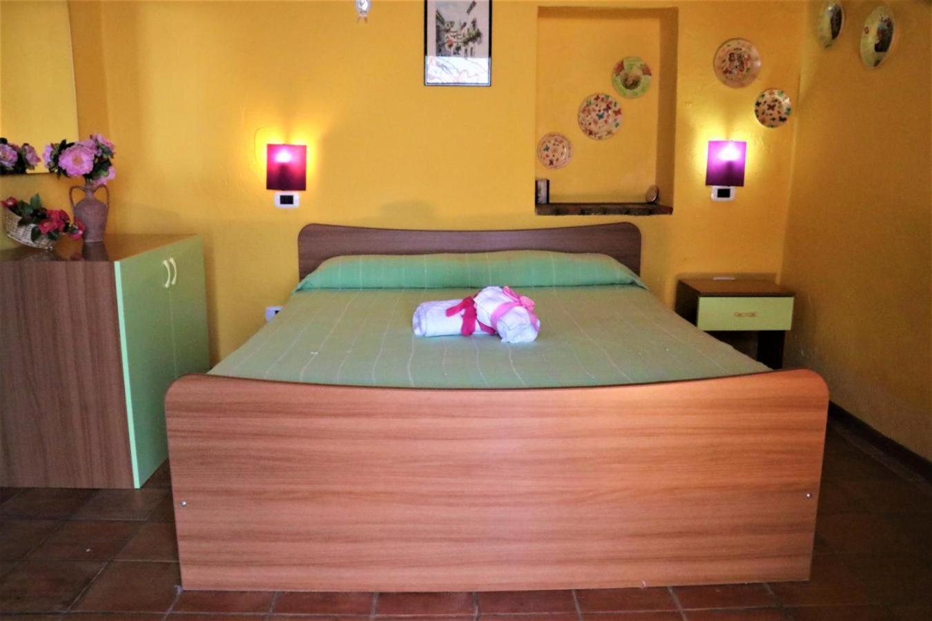 Agriturismo Santa Margherita Gioiosa Marea Szoba fotó