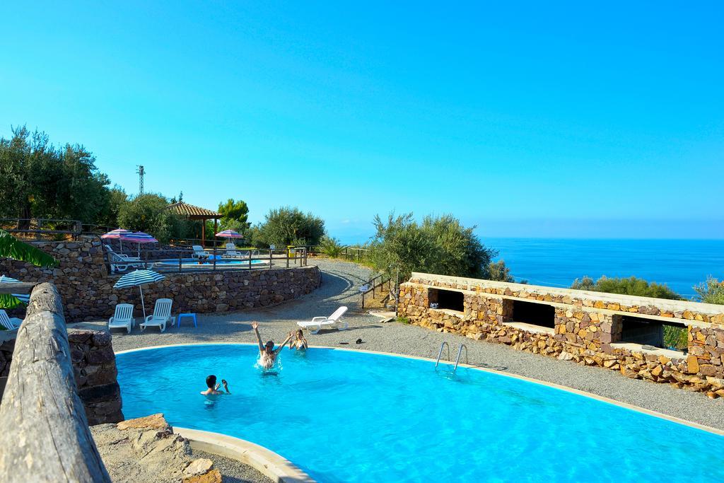Agriturismo Santa Margherita Gioiosa Marea Kültér fotó